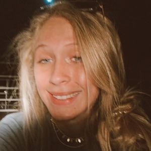 Meet your Posher, Layla